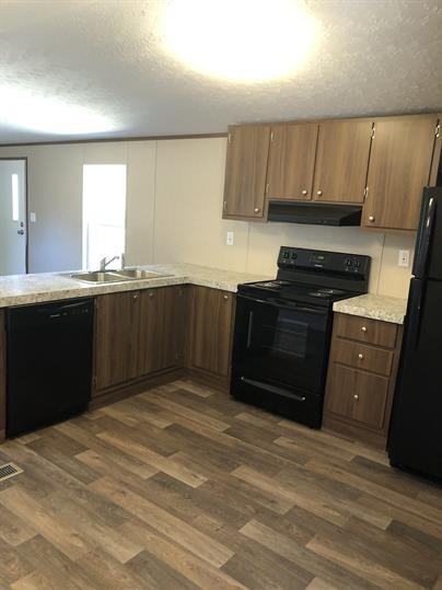 239 Oaklane St - Photo 2 of 3