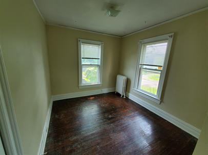 2 488 - Photo 2 of 10