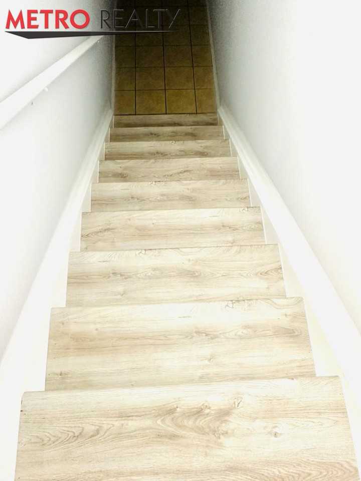 116 Southwest Peacock Boulevard #9-202 - Photo 6 of 42