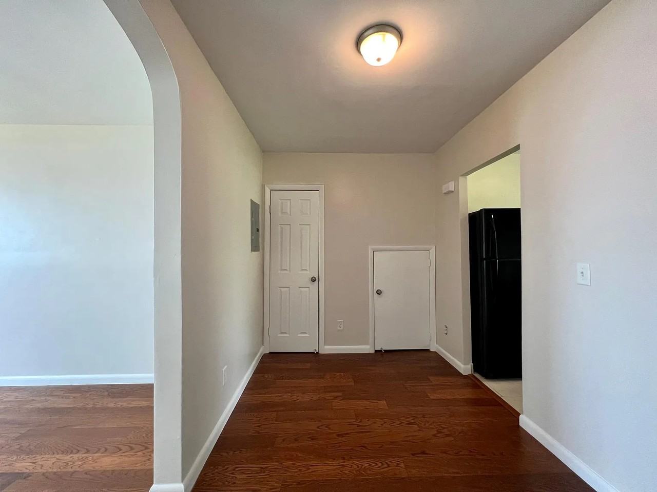 1781 River Rd #2 - Photo 3 of 13