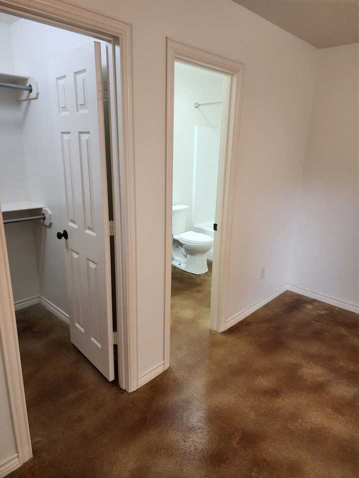13390 Country Meadow Ln #13390 - Photo 2 of 6