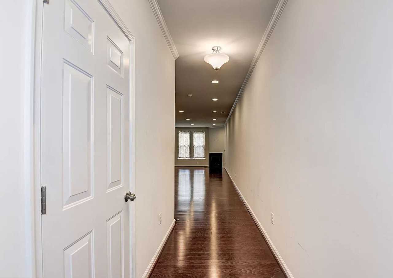 42516 Benfold Sq #42516 - Photo 3 of 19