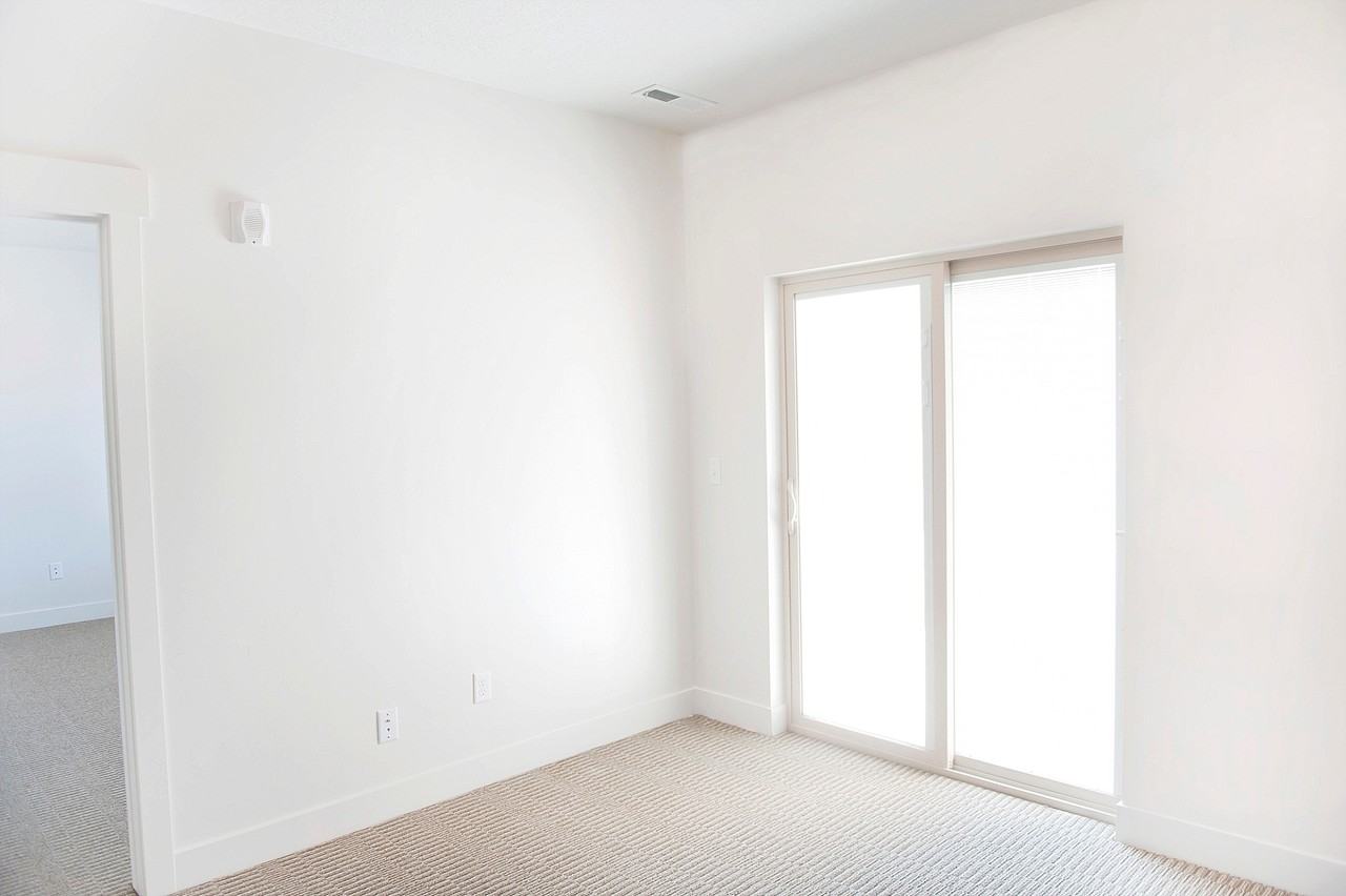 77 W 100 S #302 - Photo 3 of 10