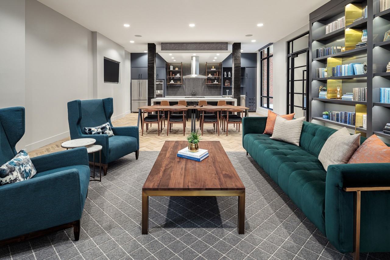 AMLI Addison - Photo 4 of 50