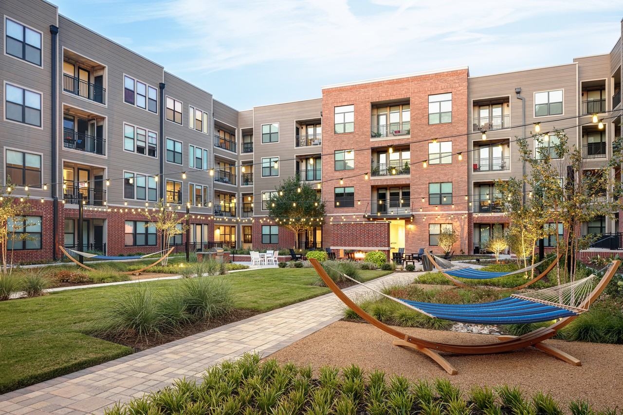 AMLI Addison - Photo 2 of 50