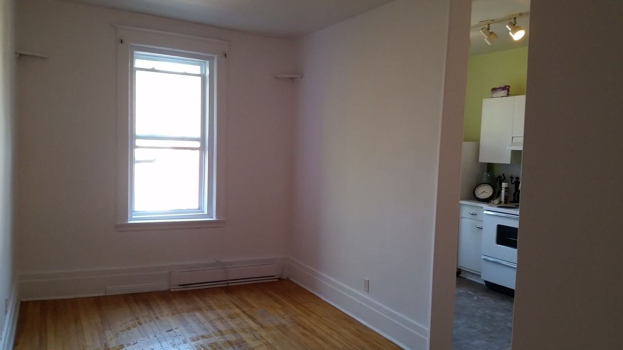 2329 Avenue de Hampton #6