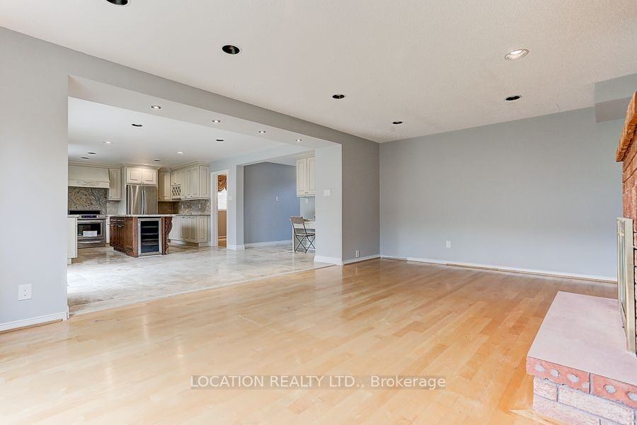 59 Miriam Crescent ##N/A - Photo 3 of 6