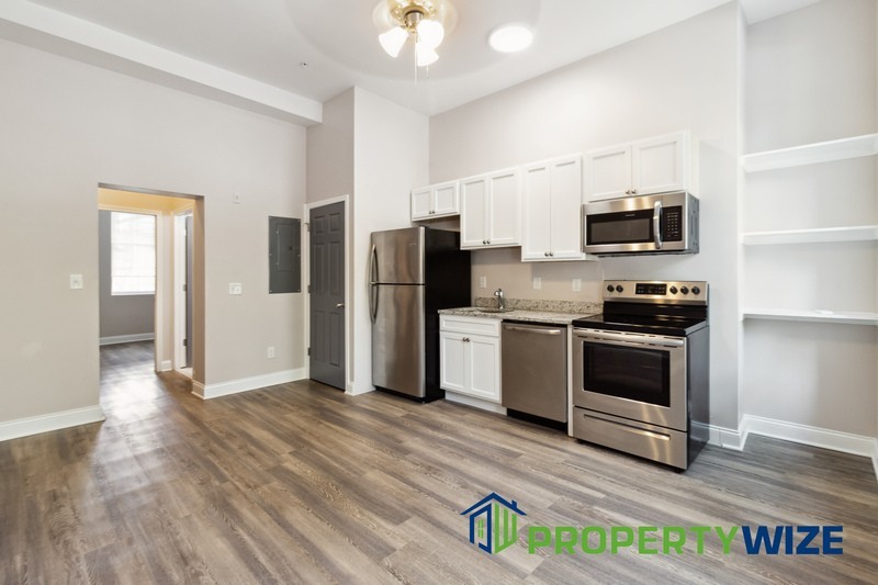 833 Hollins St #1F - Photo 4 of 29