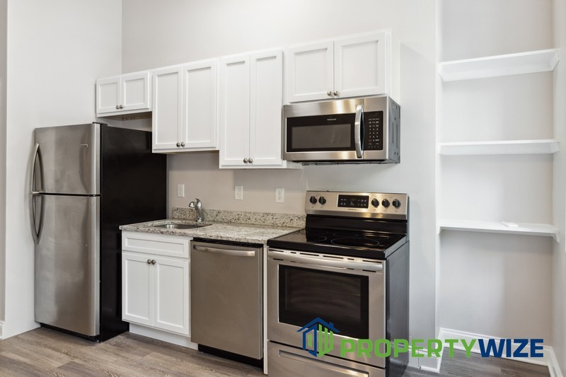 833 Hollins St #1F - Photo 2 of 29