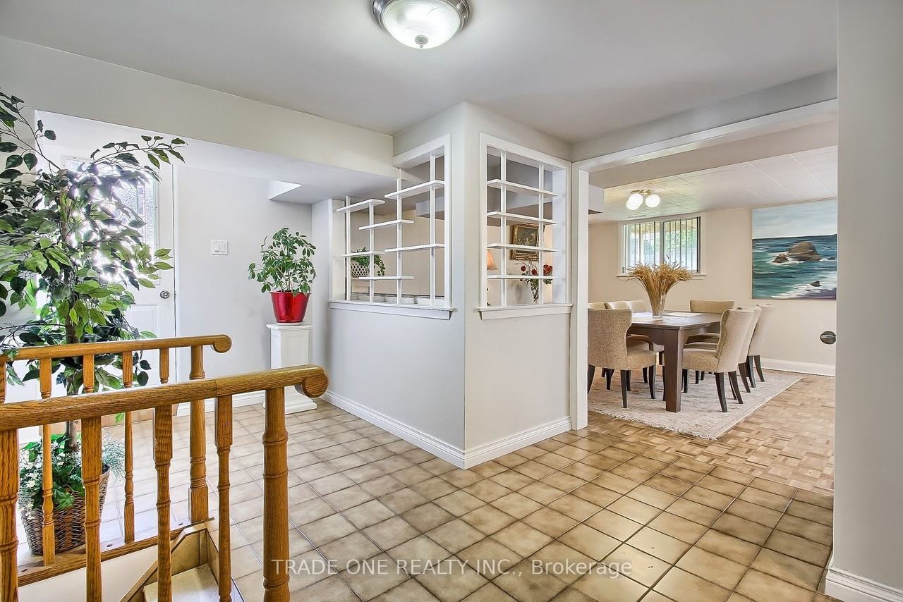 178 Church Street South #None - Photo 2 of 6