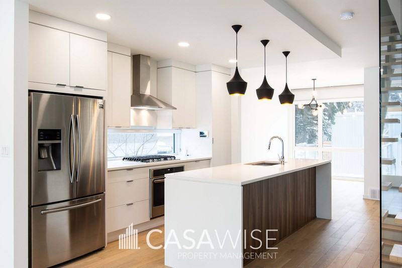 7405 89 St Nw - Photo 2 of 32