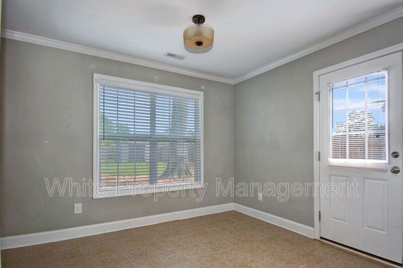 49 Linford St - Photo 6 of 21