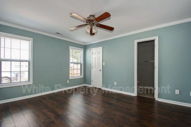 49 Linford St - Photo 7 of 21