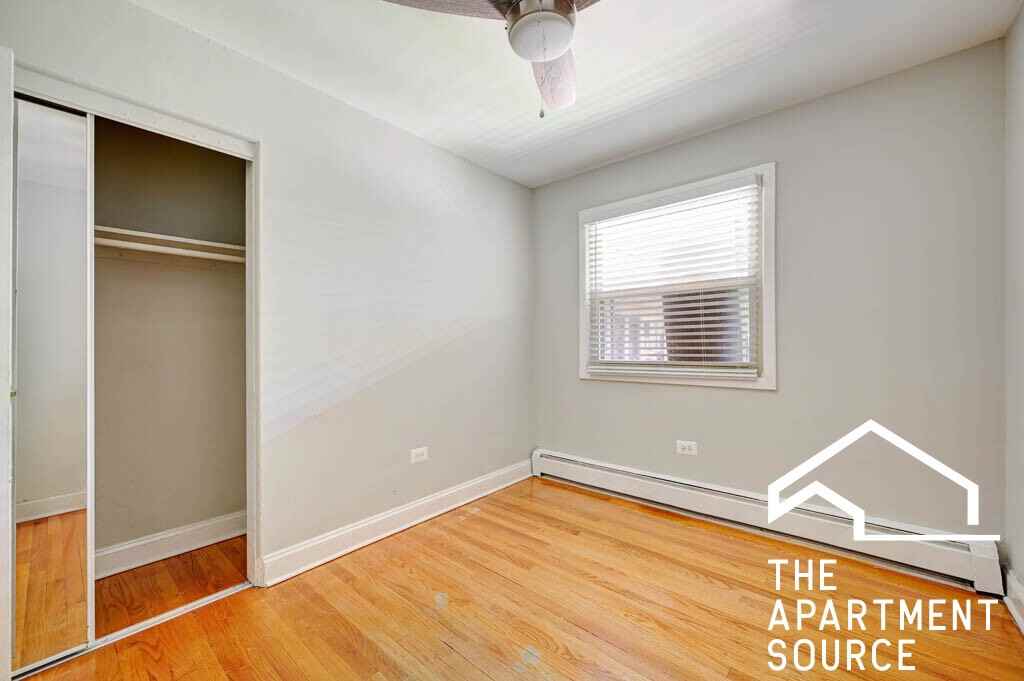 1735 W Bryn Mawr Ave #17 - Photo 7 of 10