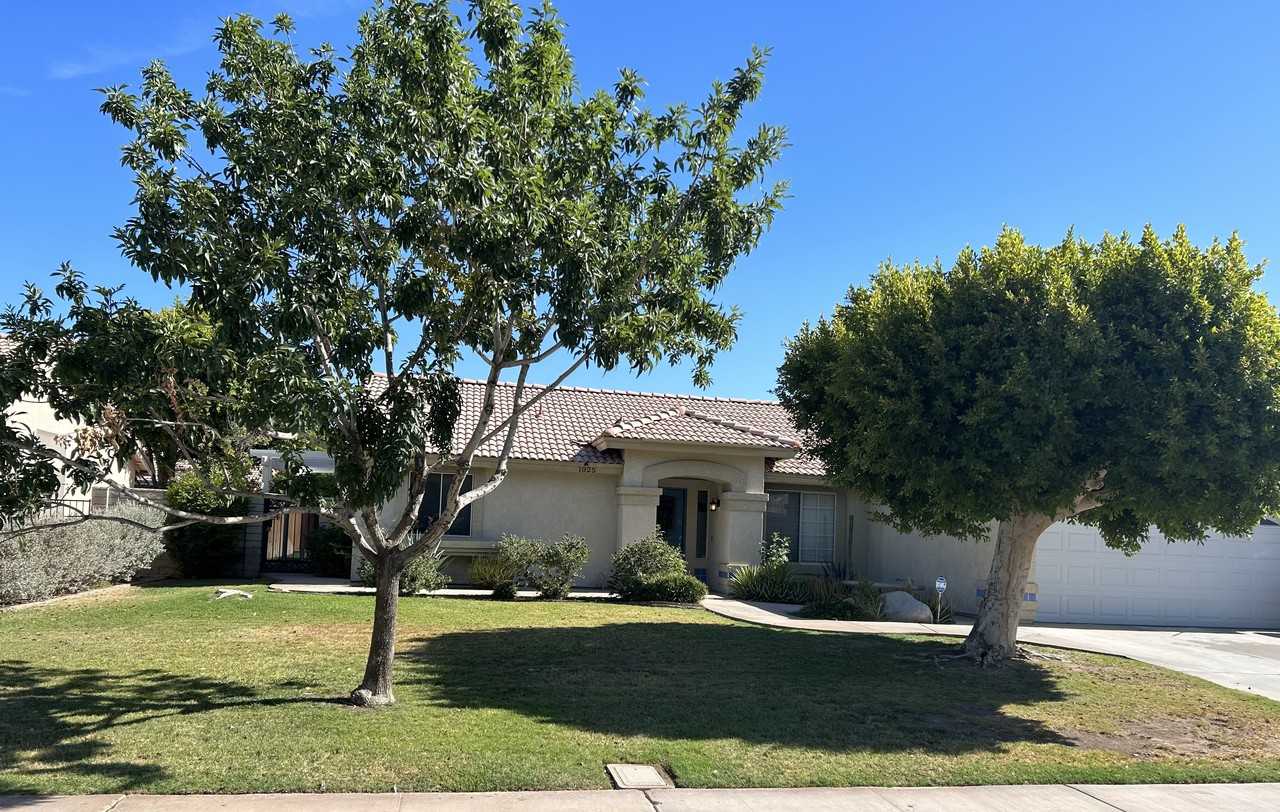 1025 Calle Del Sol #NA - Photo 2 of 21