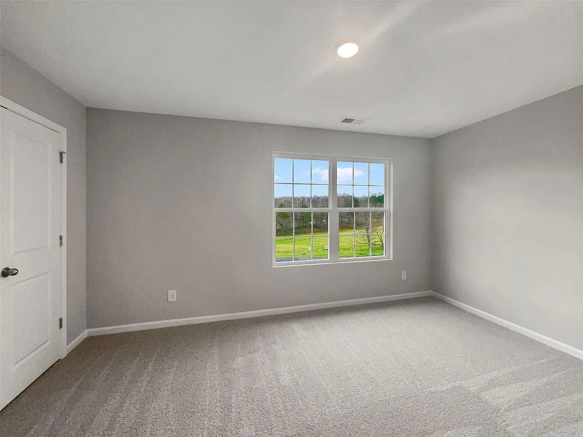207 Doe Ridge Dr #NA - Photo 2 of 17