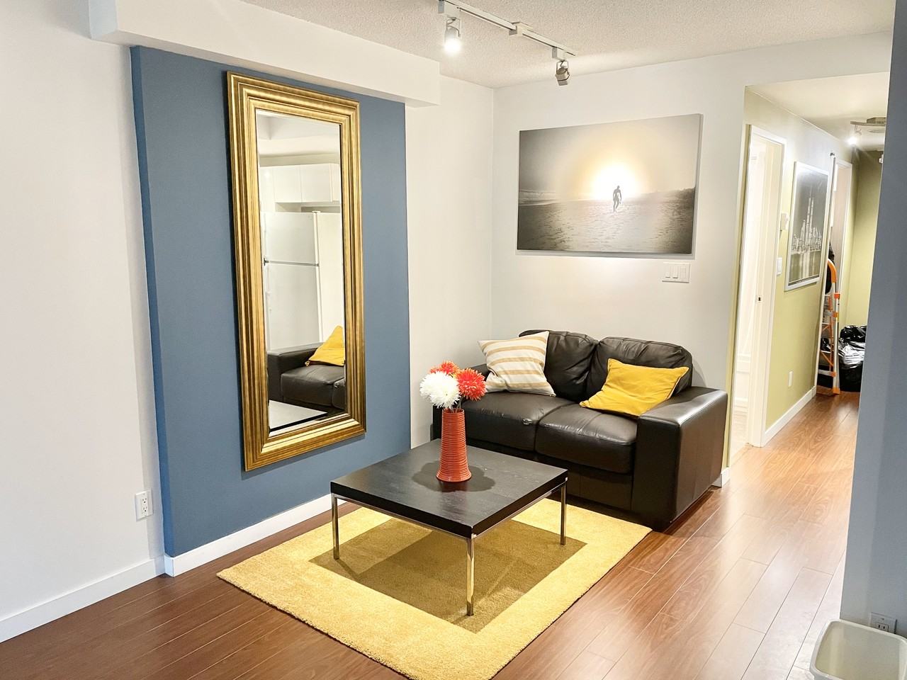 Broughton St & W Pender St #408