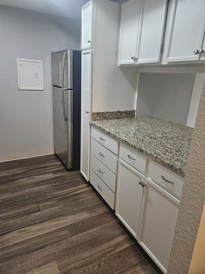 12174 Melody Dr #4 - Photo 7 of 26