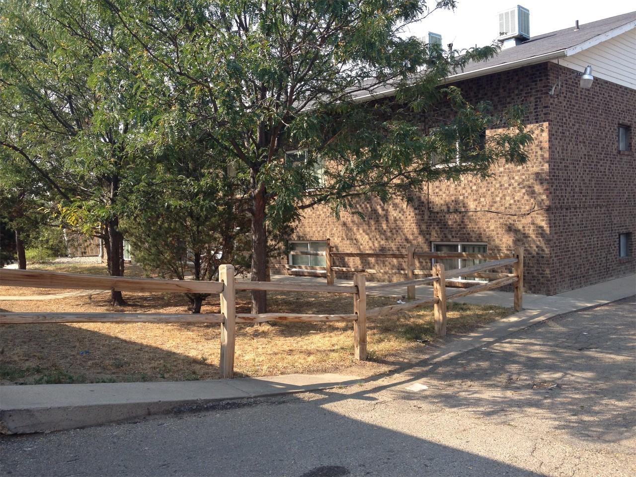 4 Birch Ct #B5 - Photo 3 of 33