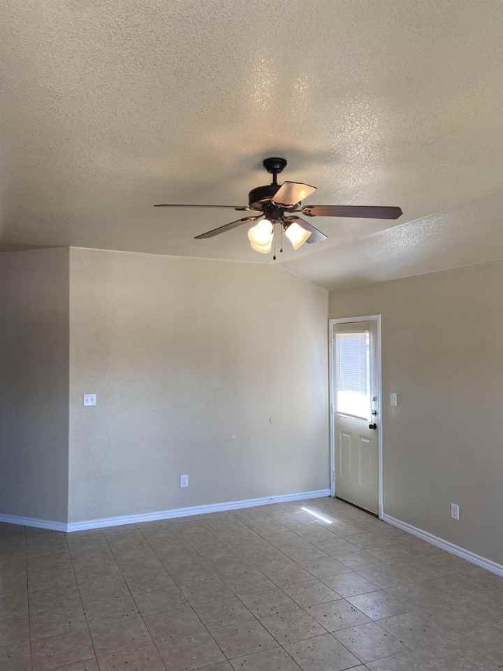 1401 Cavalry Ln #B - Photo 2 of 9