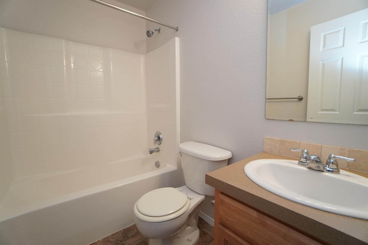 163 W Lava Falls St #1 - Photo 6 of 26