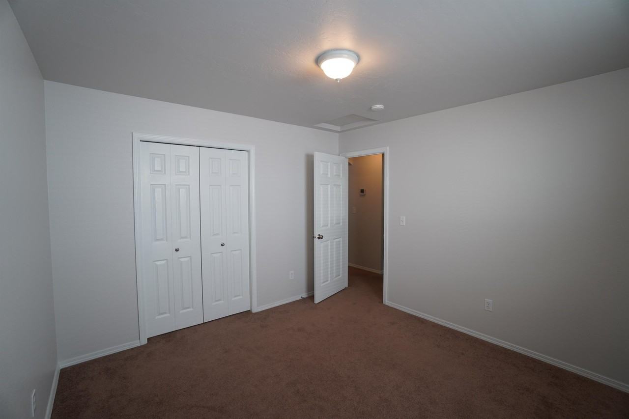 163 W Lava Falls St #1 - Photo 7 of 26