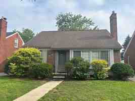 featured image of 23331 Oak St #1