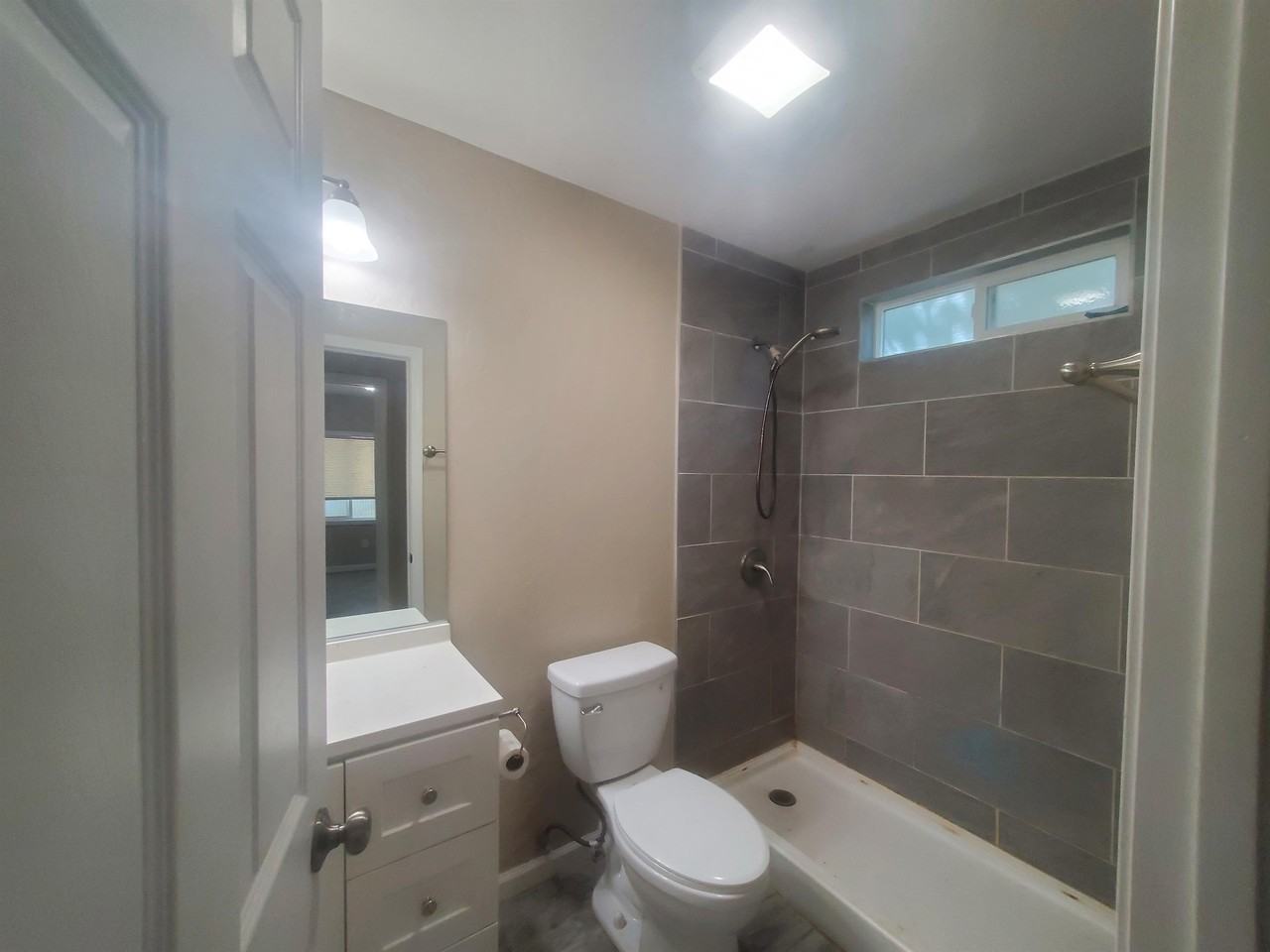 5781 Arboga Rd #B - Photo 6 of 7