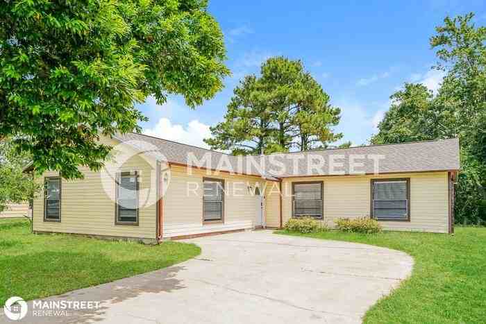 1719 Saratoga Dr - Photo 3 of 16