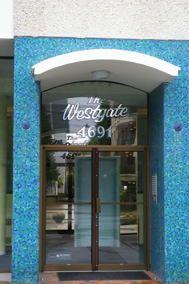 4691 10th Ave W - Photo 2 of 26