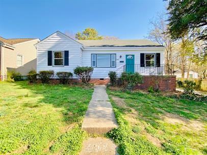4607 Bassett Ave - Photo 3 of 42
