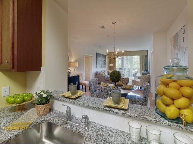 Queens Gate Apartments - Photo 3 of 11