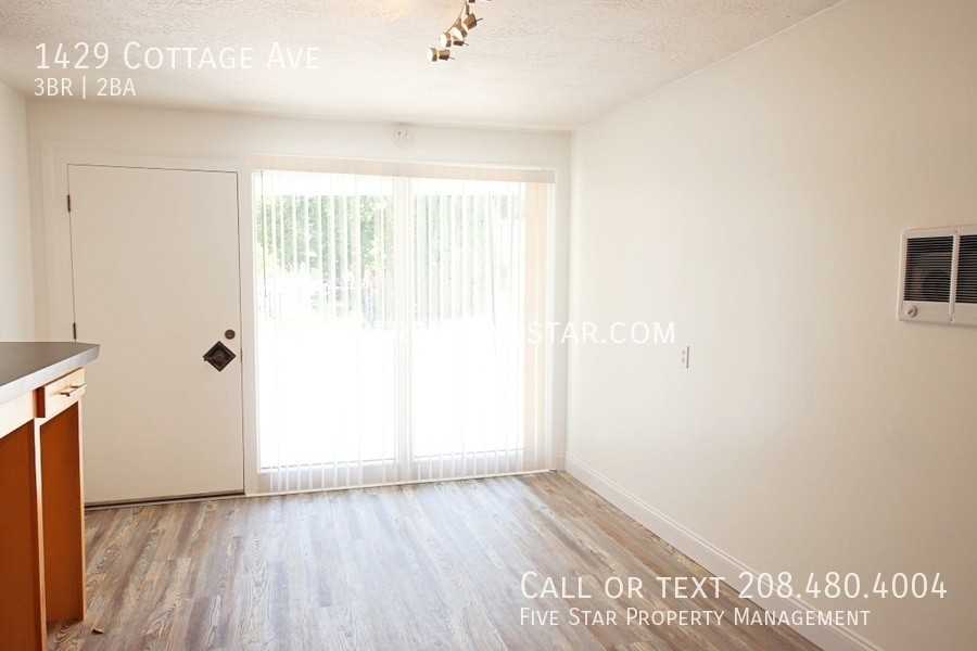 1429 Cottage Ave - Photo 3 of 16