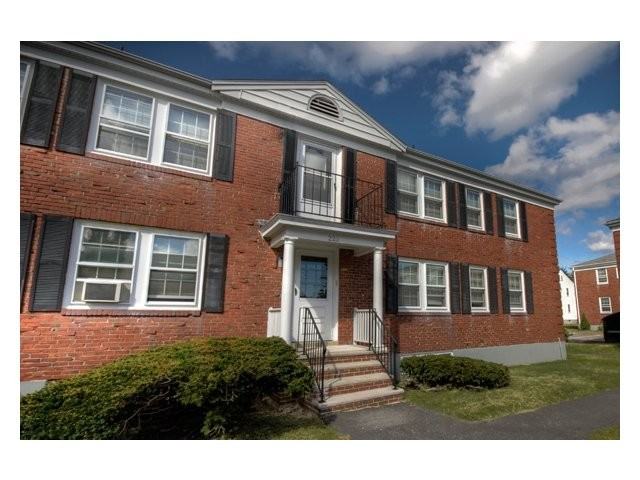 PRINCETON VILLAGE APARTMENTS - Photo 2 of 6