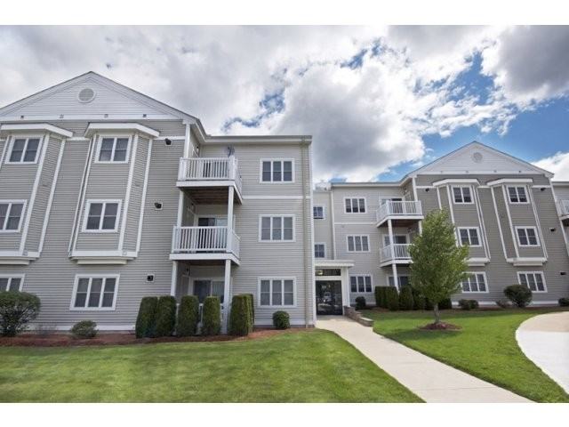 The Estate at Princeton Reserve - Photo 3 of 8