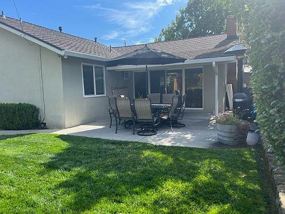 3157 Hilary Dr #NA - Photo 2 of 7