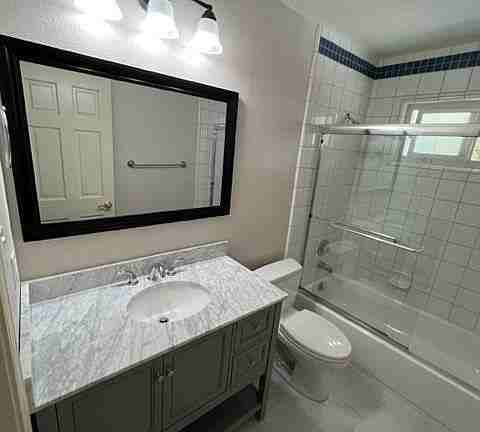 3157 Hilary Dr #NA - Photo 3 of 7