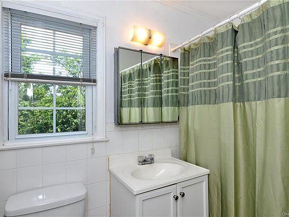 105 Highland Ave #NA - Photo 3 of 7