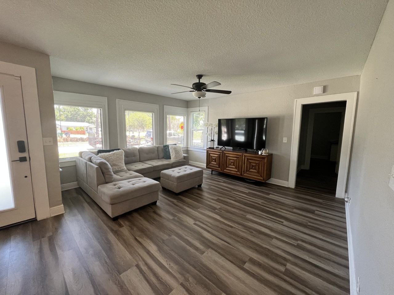 314 N Sterling Ave #NA - Photo 2 of 14