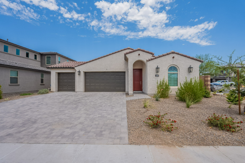 11664 W Marguerite Ave - Photo 3 of 41