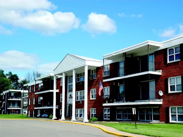 Point of America Apartments - Photo 3 of 10