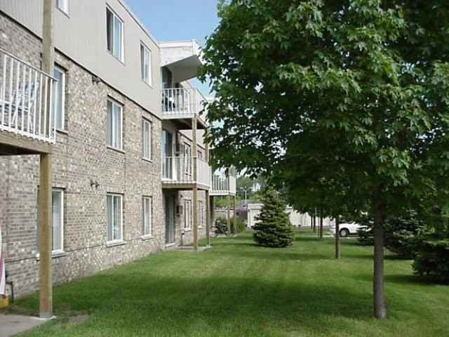 Fountains in the Park Apartments - Photo 2 of 11