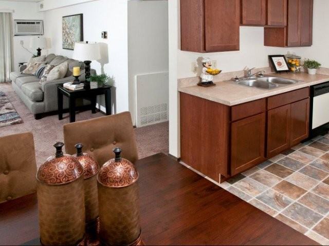 Parkridge Way Apts - Photo 3 of 16