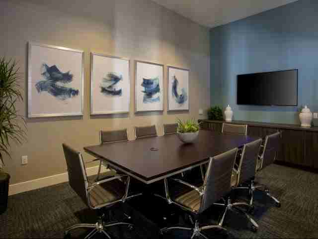 Alexan Melrose - Photo 2 of 12