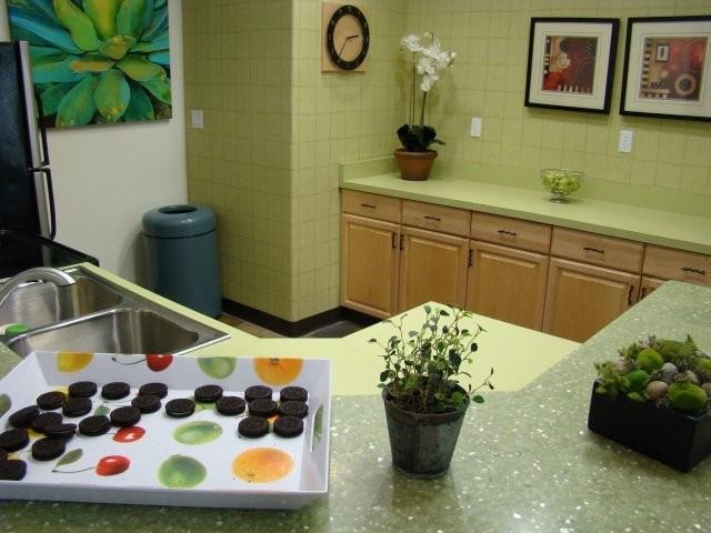 Desert Palm Village - Photo 3 of 16