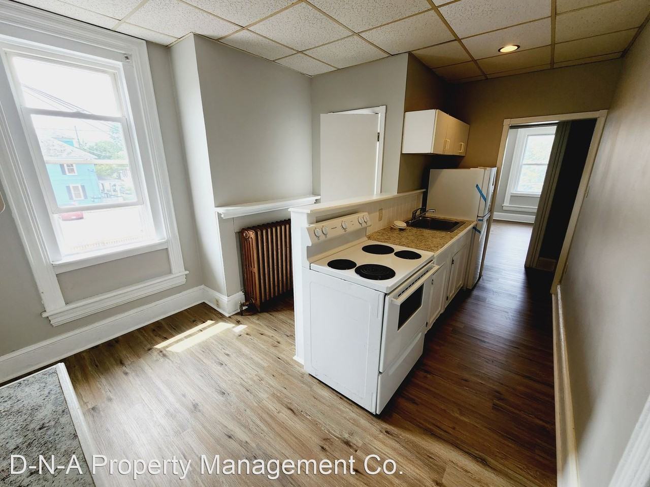 715/717 Monroe Street - Photo 2 of 7