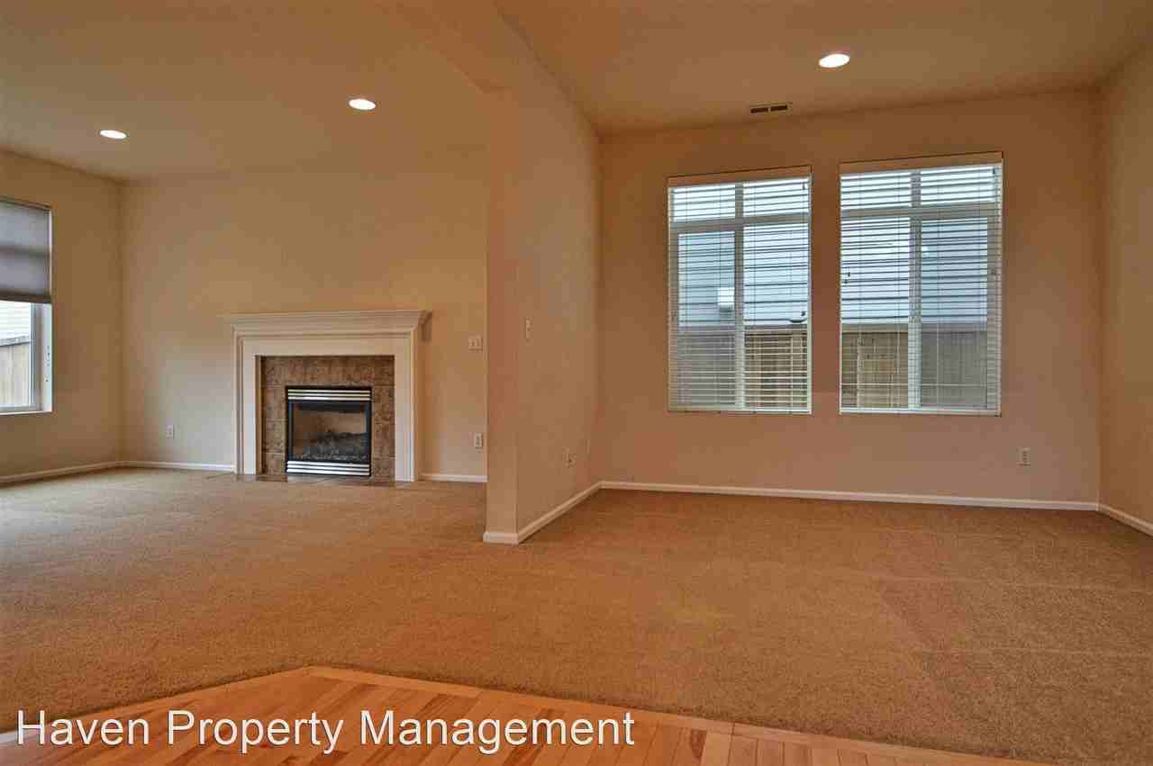 6253 40th St E - Photo 2 of 11