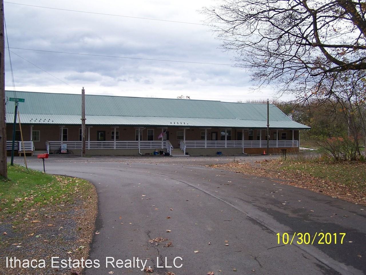 Interlaken Landing, LLC 8385 Geneva St - Photo 3 of 13