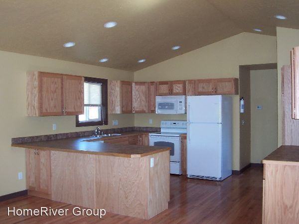 740 Palmer St - Photo 3 of 14