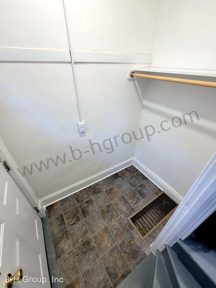 1808 56th St - Photo 3 of 18